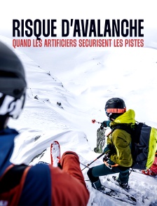 Risque d'avalanche : quand les artificiers sécurisent les pistes