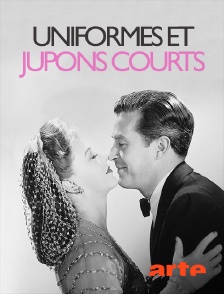 Uniformes et jupons courts