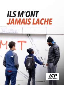 "Ils m'ont jamais lâché" - Jeunes de quartiers et éducateurs de rues