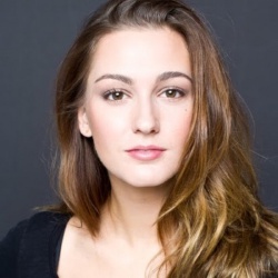 Katherine Barrell - Actrice