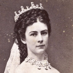 Sissi Naissance D Une Imperatrice En Streaming Molotov Tv