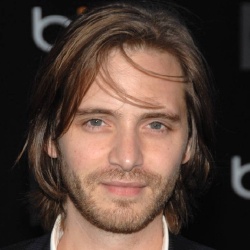 Aaron Stanford - Guest star