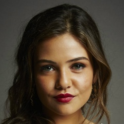 Danielle Campbell - Actrice