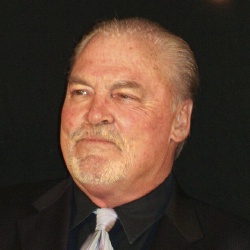 Stacy Keach - Scénariste