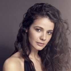 Kahina Carina - Actrice