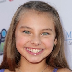 Caitlin Camichael - Actrice