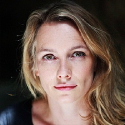 Julie-Anne Roth - Actrice