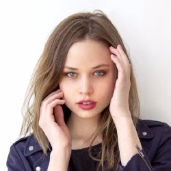 Makenzie Leigh - Actrice