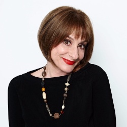 Patti LuPone - Actrice