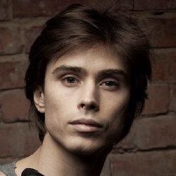 Artem Ovcharenko - Danseur