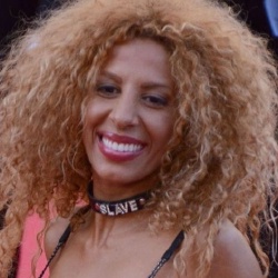 Afida Turner - Chanteuse