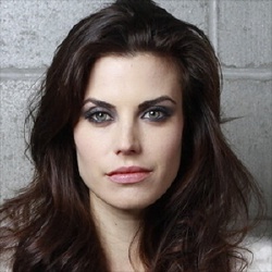 Meghan Ory - Actrice