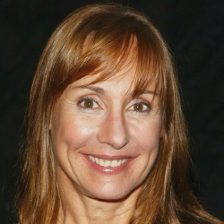Laurie Metcalf - Guest star