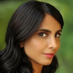 Anjli Mohindra - Actrice