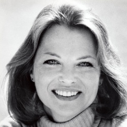 Louise Fletcher - Actrice