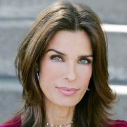 Kristian Alfonso - Actrice