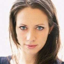 Lily Thibeault - Actrice
