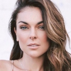 Serinda Swan - Actrice