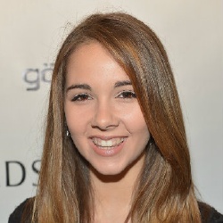 Haley Pullos - Actrice