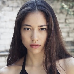 Sonoya Mizuno - Actrice