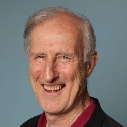 James Cromwell - Guest star