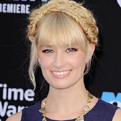 Beth Behrs - Actrice