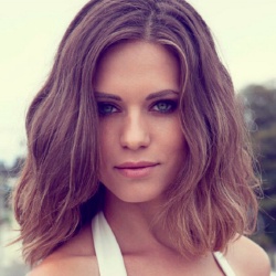Lyndsy Fonseca - Actrice