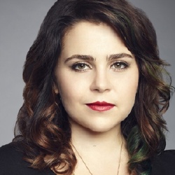 Mae Whitman - Actrice