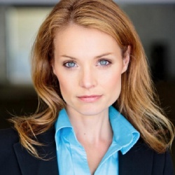 Lisa Brenner - Actrice
